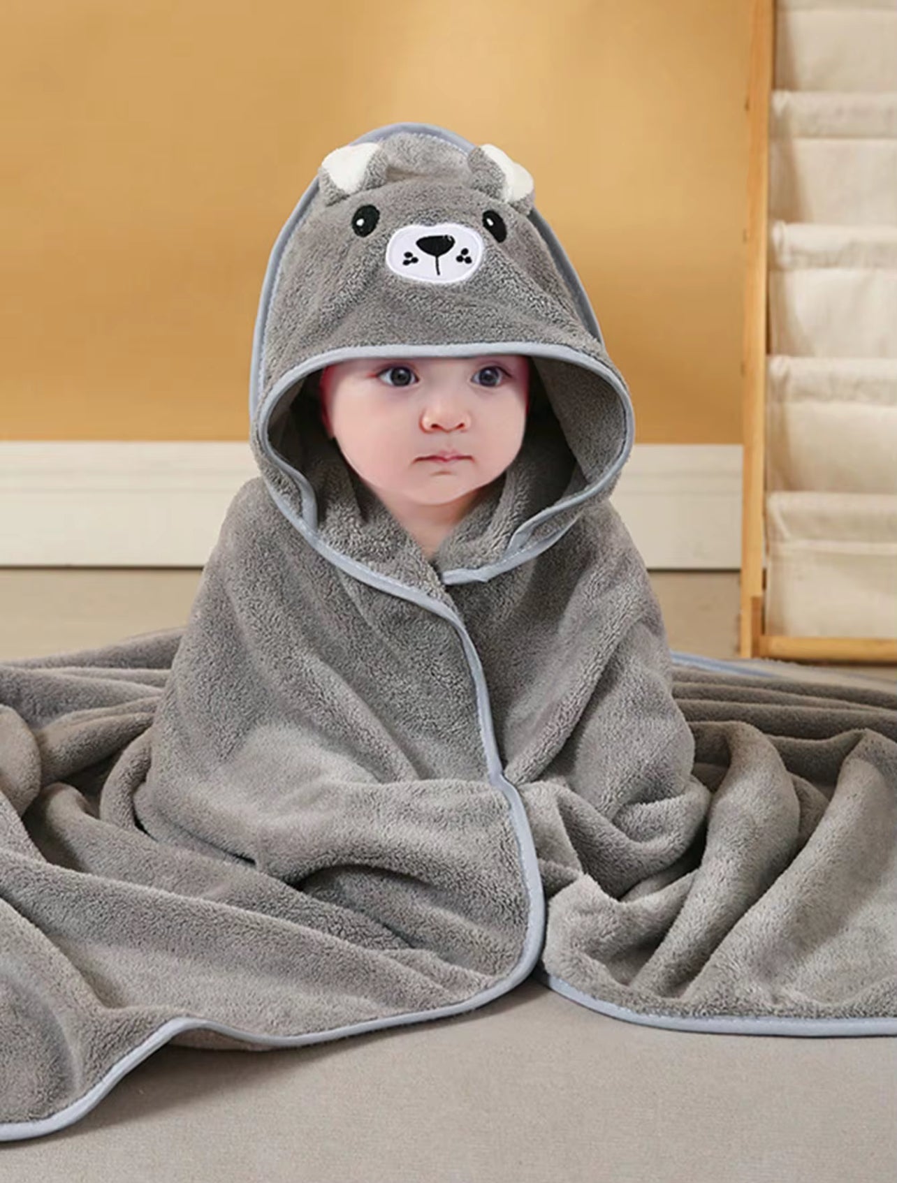 Coral Fleece Children’s Hooded Bathrobe